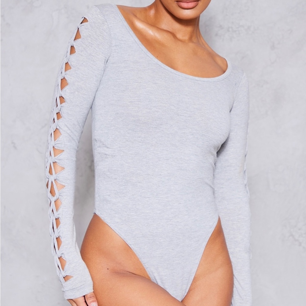 PRETTYLITTLETHING Grey Jersey Knot Sleeve Bodysuit